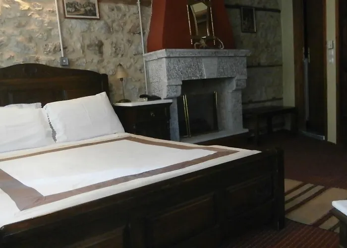 Maria Πανδοχείο Αράχωβα